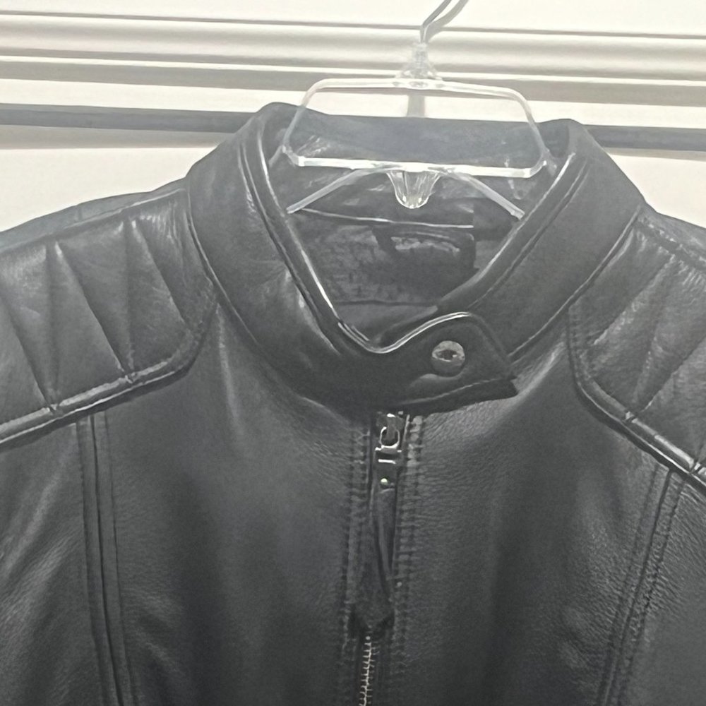 Harley Davidson Riding Jacket - Picture 3 of 11